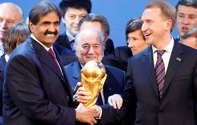 C:\Users\Morteza\Desktop\جام جهانی و وضعیت کارگران\شادی امیر قطر از کسب میزبانی جام.jpg